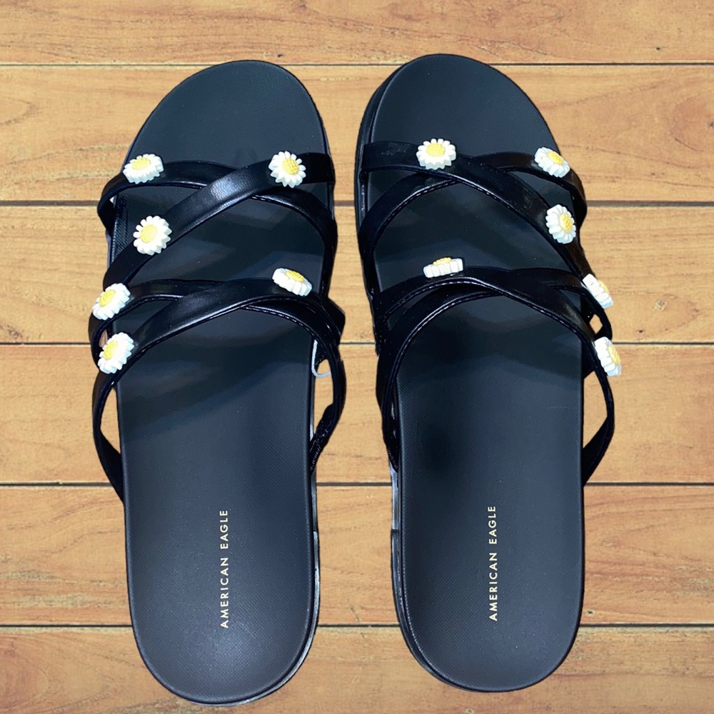 NWT - AE Women’s Y2K Strappy Floral Sandal (Black & Yellow Floral / Multi Sizes) - Picture 2 of 9